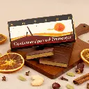 16203-gewuerzmarzipan-auf-zimtnougat-handgeschoepft-3-de.webp